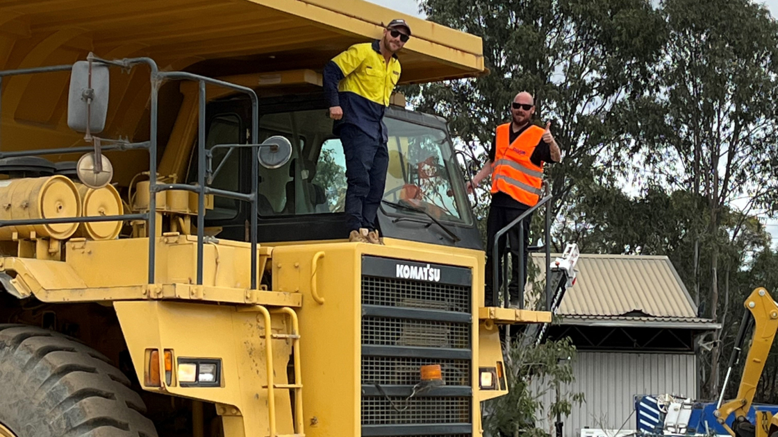 Training Consultants get on the tools at Dirtbox Network Event
